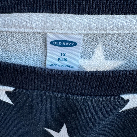 Old Navy Women’s American Flag print Sweatshirt size 1X - Picture 6 of 7